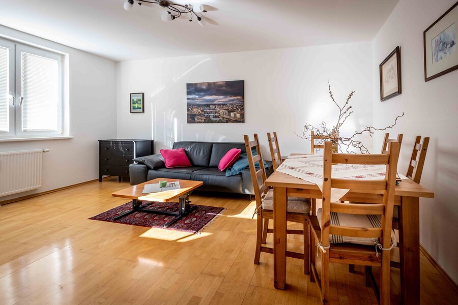 Helles und freundliches Wohnzimmer | © Andreas Lutche