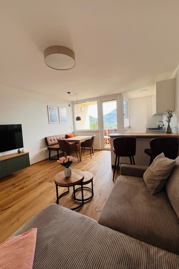 Wohnzimmer - Küche | © Living St. Gilgen