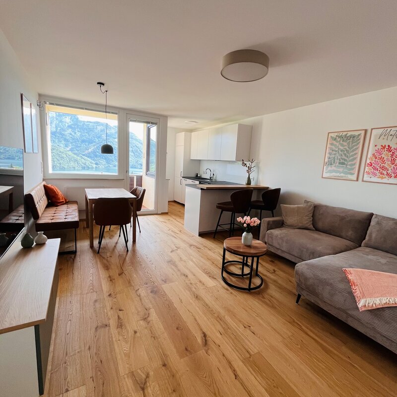 Wohnzimmer - Küche | © Living St. Gilgen