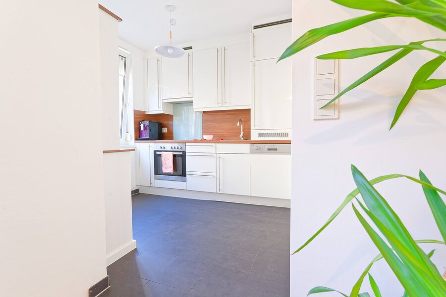 Küche gleich neben dem Wohnzimmer