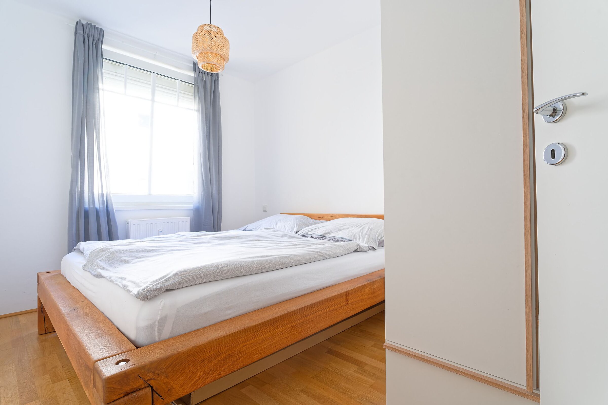 Blick ins Schlafzimmer