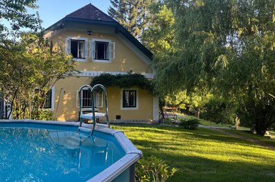 Haus mit privatem Pool – Kurzzeitmiete & Wohnen auf Zeit für 1 bis 6 Monate in Tullnerbach-Irenental | © Markus P. Swittalek