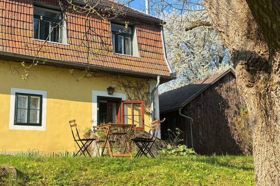 Garten mit Sitzplatz | © Markus P. Swittalek