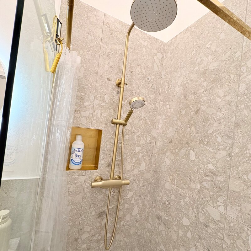 Dusche | © Livie L.