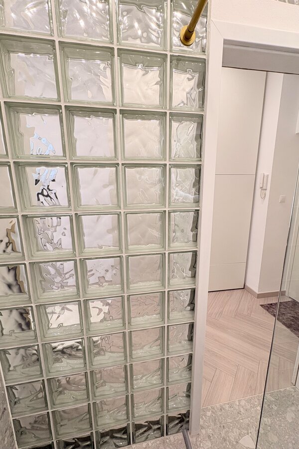 Badezimmeransicht von außen | © Livi L.