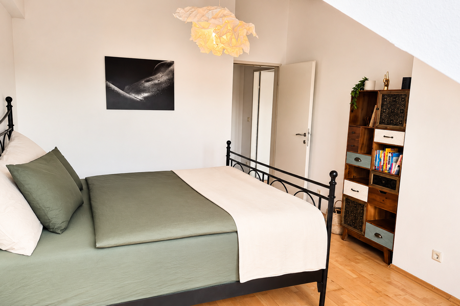 Romantic bedroom with an exclusive ambience | © Privat