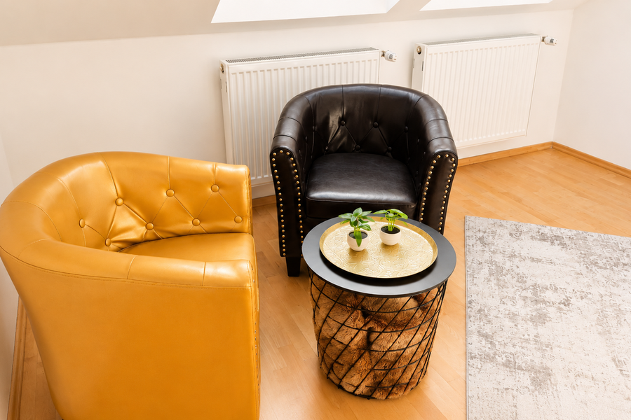 Charming relaxation corner under the skylight | © Privat