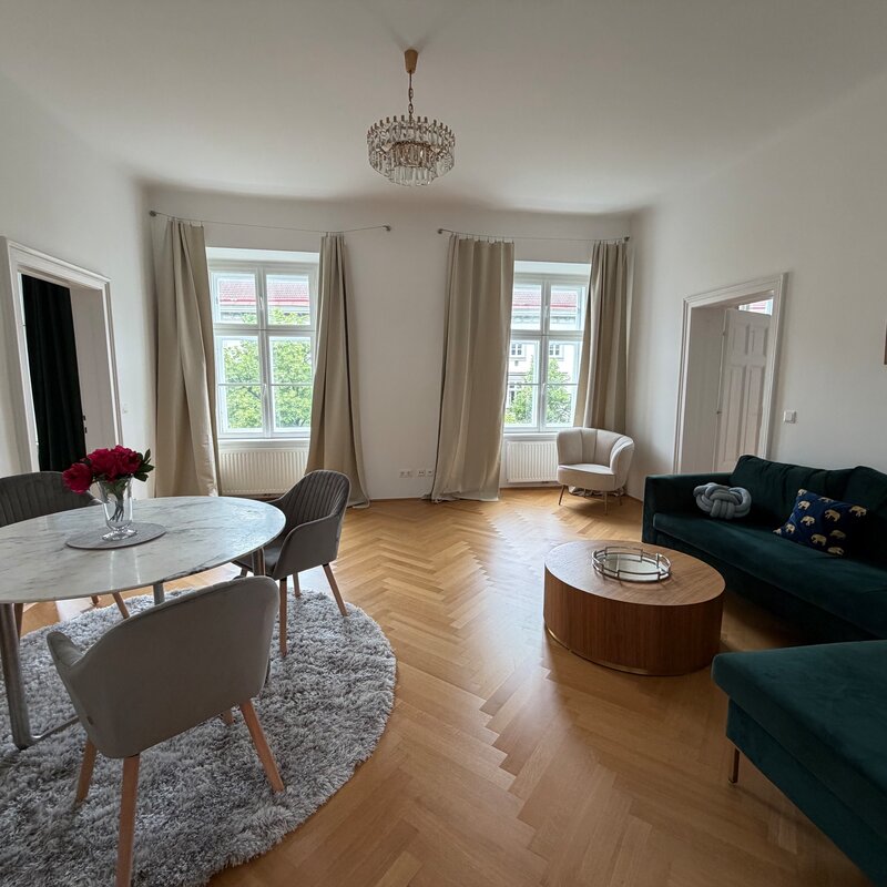 Wohn-/Esszimmer