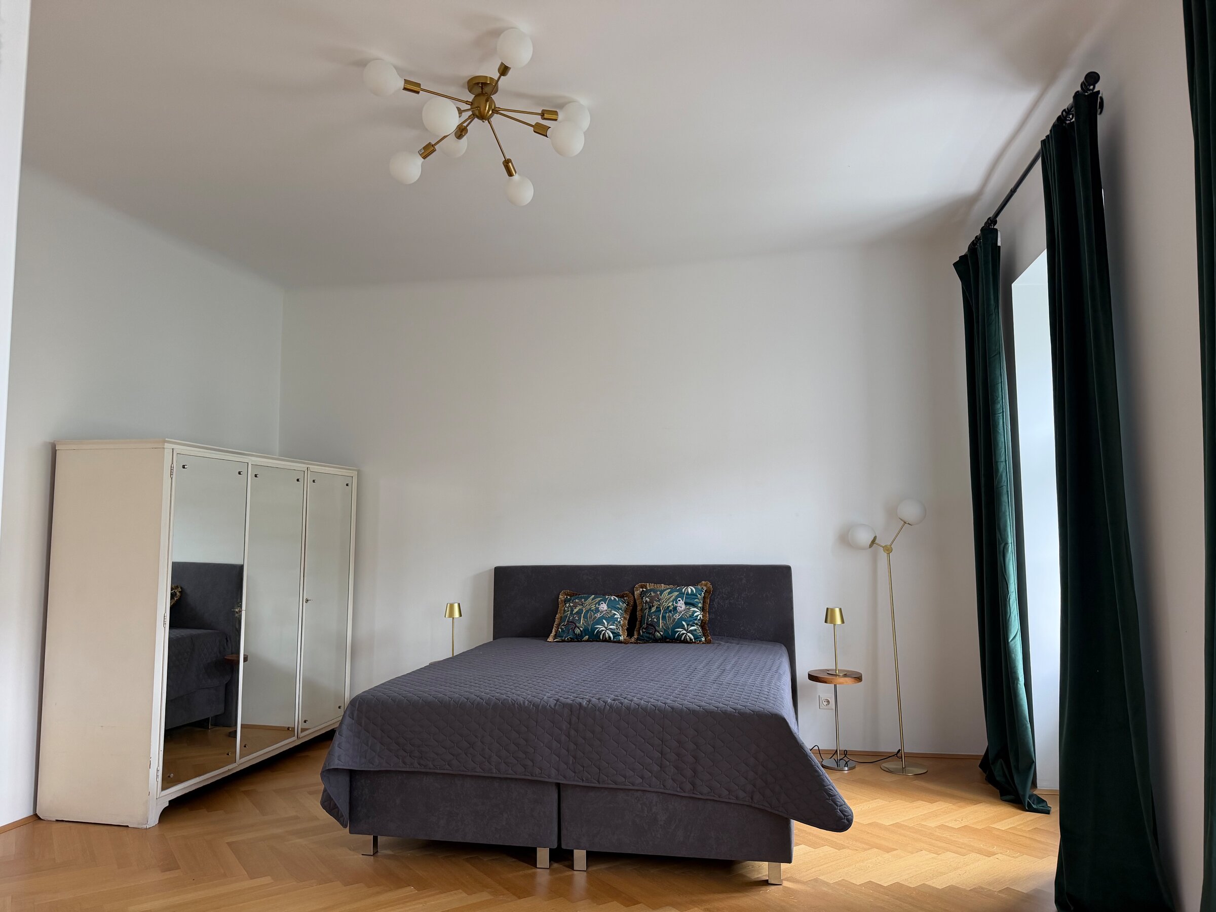 Doppelbett 180x200