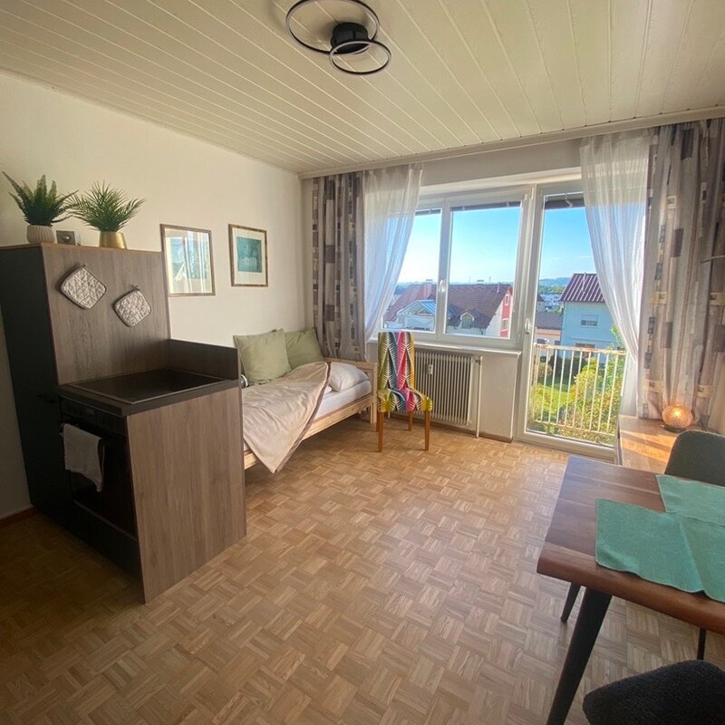 Helles 1-Zimmer Apartment mit Balkon & Stadtblick – Wohnen auf Zeit, Kurzzeitmiete Ansfelden, 1 bis 6 Monate