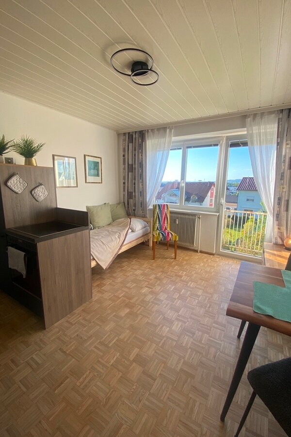 Helles 1-Zimmer Apartment mit Balkon & Stadtblick – Wohnen auf Zeit, Kurzzeitmiete Ansfelden, 1 bis 6 Monate