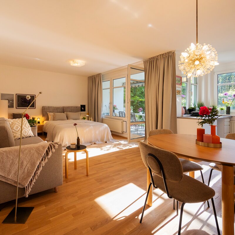 living-sleeping area
