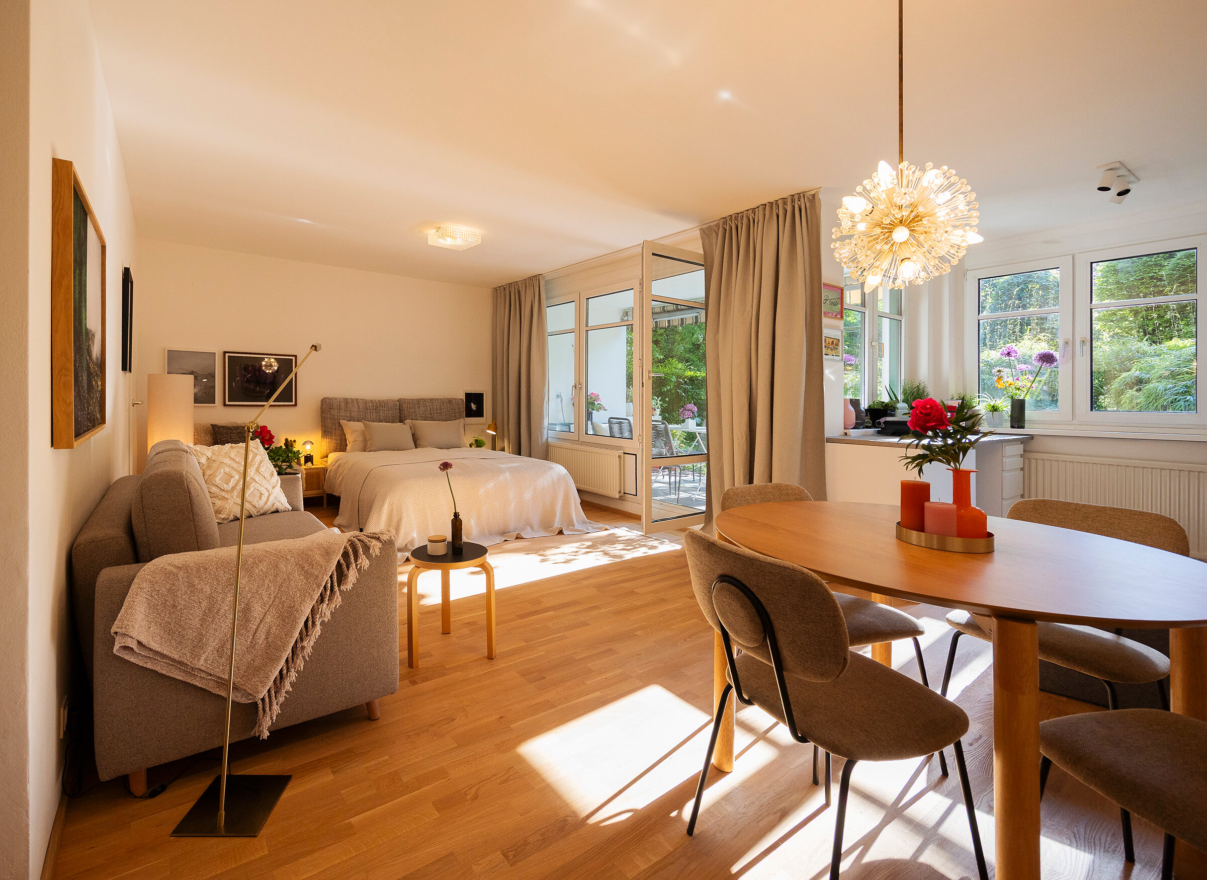 living-sleeping area