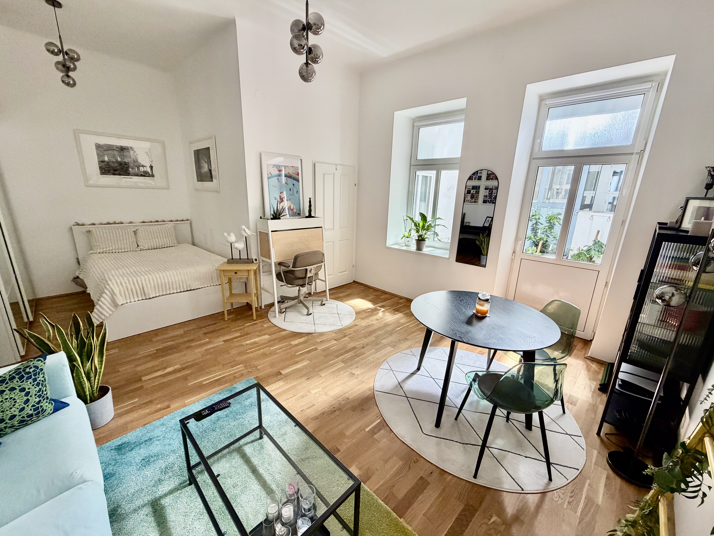 Helles 1-Zimmer Apartment mit Altbau-Charme – Kurzzeitmiete & Wohnen auf Zeit für 1 bis 6 Monate, Maria vom Siege