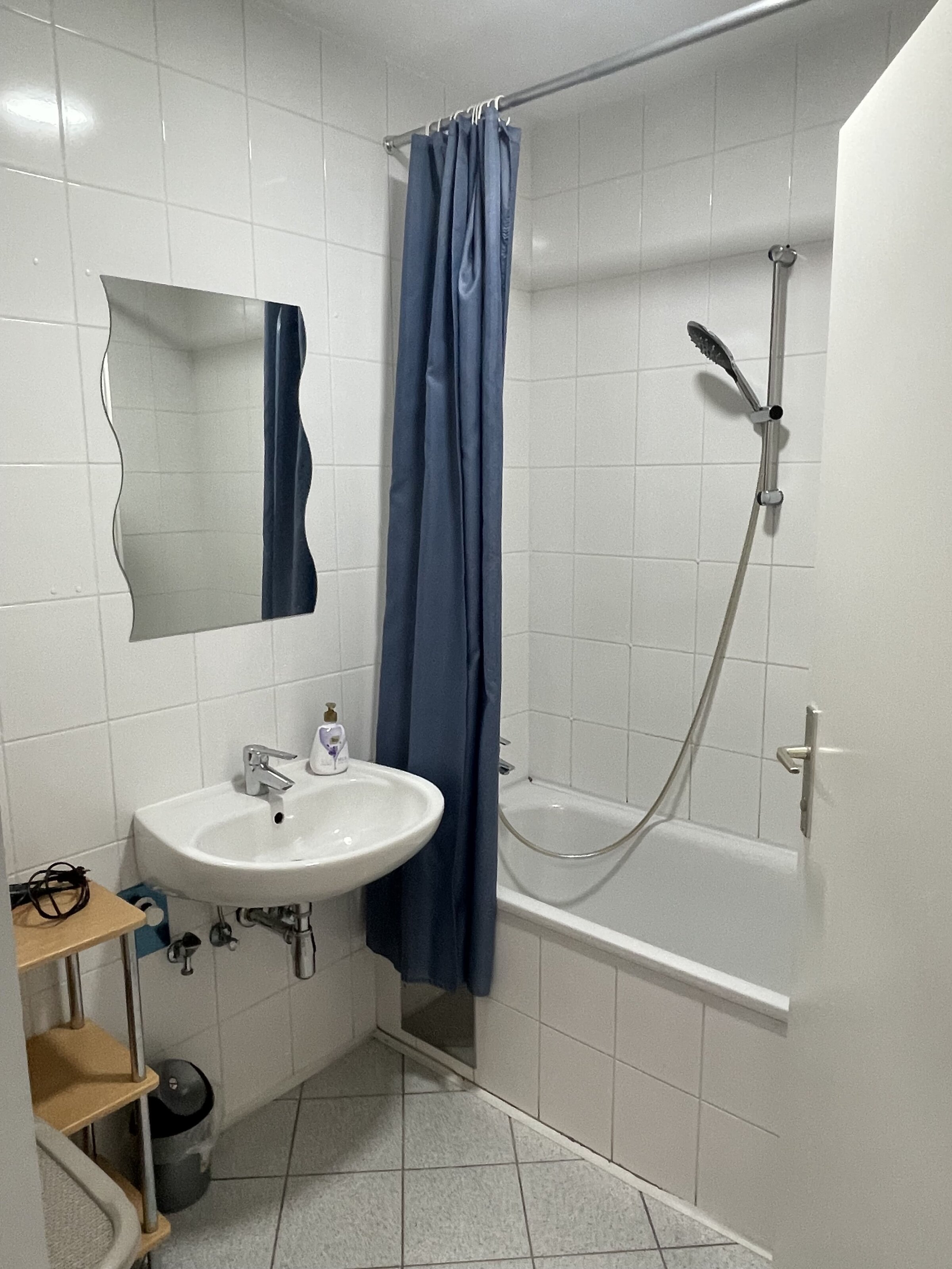 Badezimmer (exkl. WC)