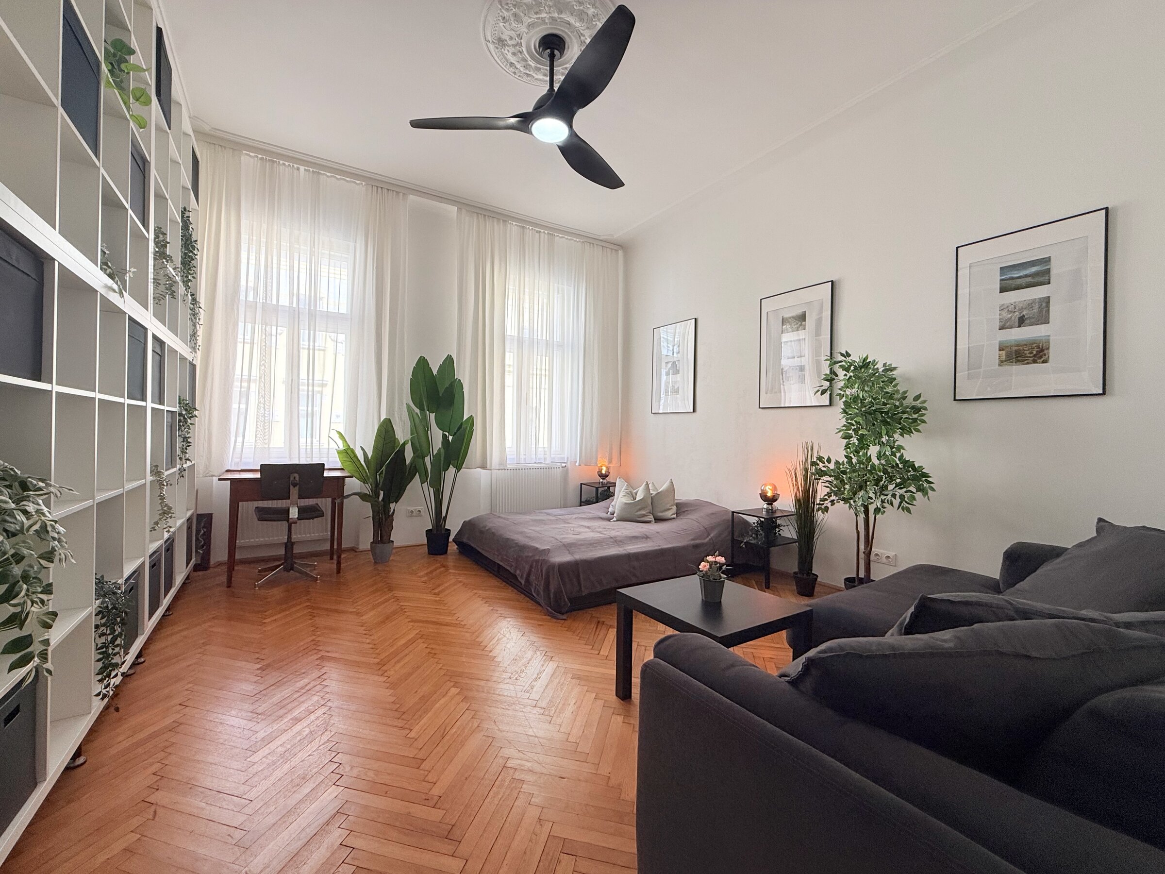 Helles 2-Zimmer Apartment mit Parkettboden & Deckenventilator – Kurzzeitmiete & Wohnen auf Zeit für 1 bis 6 Monate in Wien
