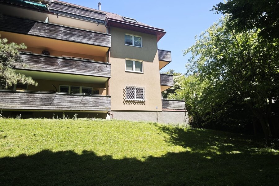 View from the garden toward the house; the apartment is located at the bottom right