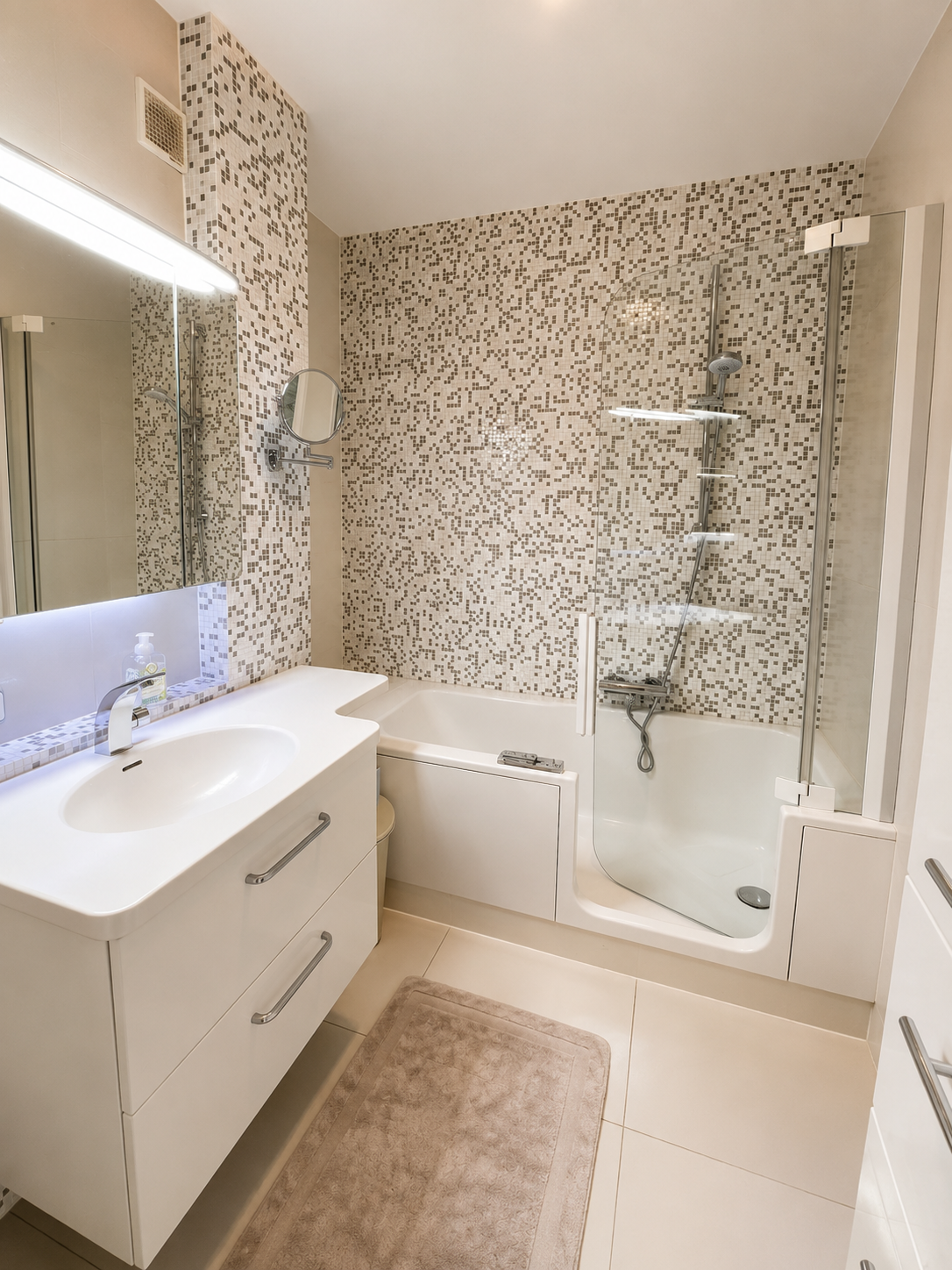 Dusche, Badewanne | © Raider