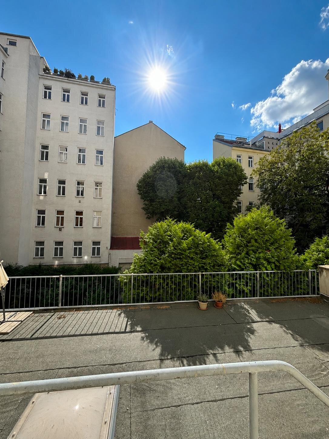 Peaceful Courtyard Terrace – Your Outdoor Retreat