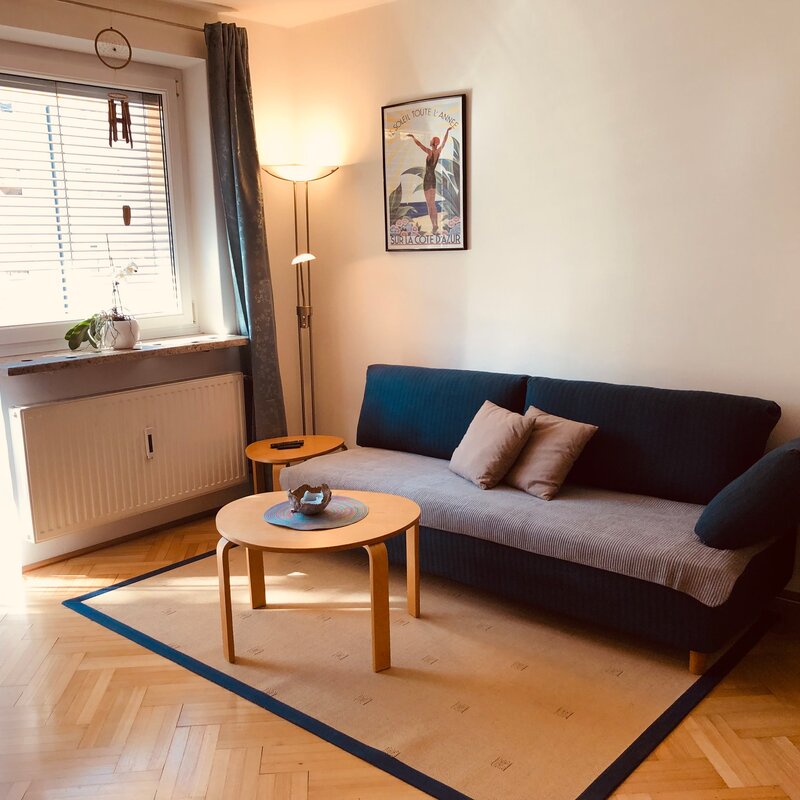 Comfortable linging- and diningroom mit turntable | © Martina Voglreiter