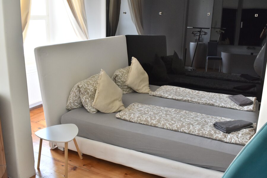 Schlafzimmer 1
