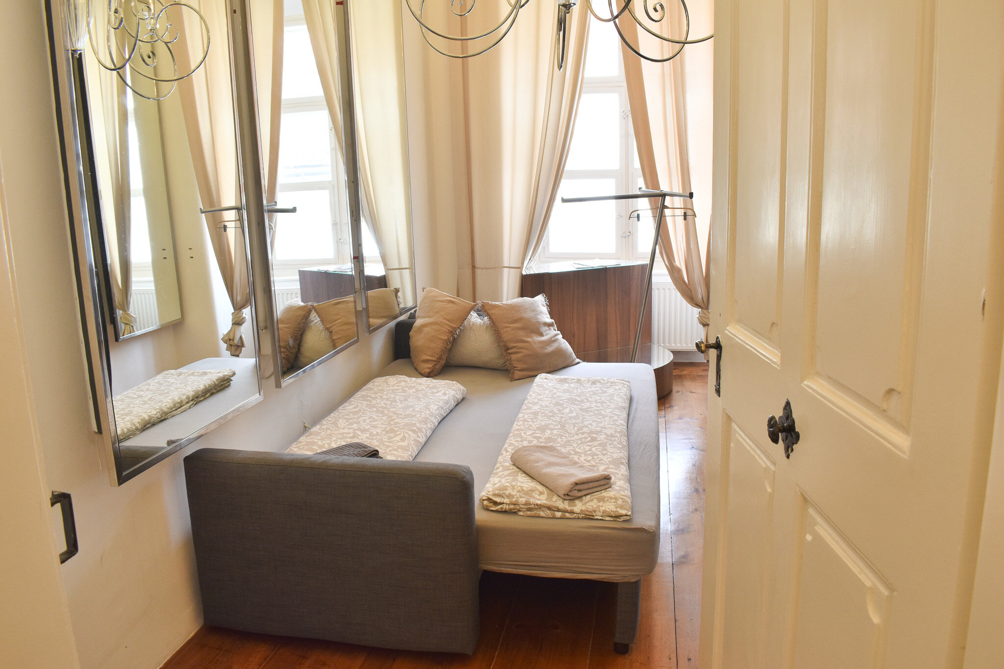 Schlafzimmer 2