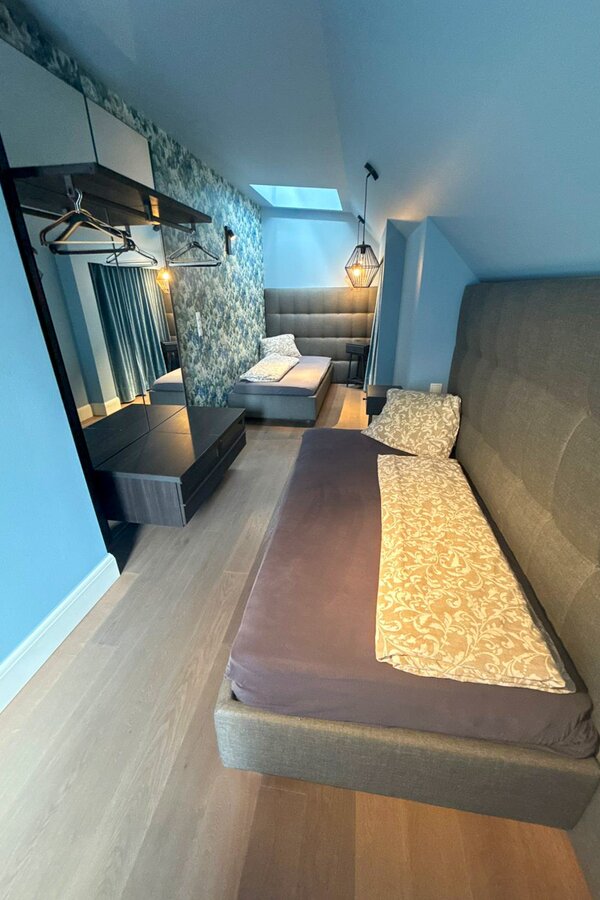 Schlafzimmer 2