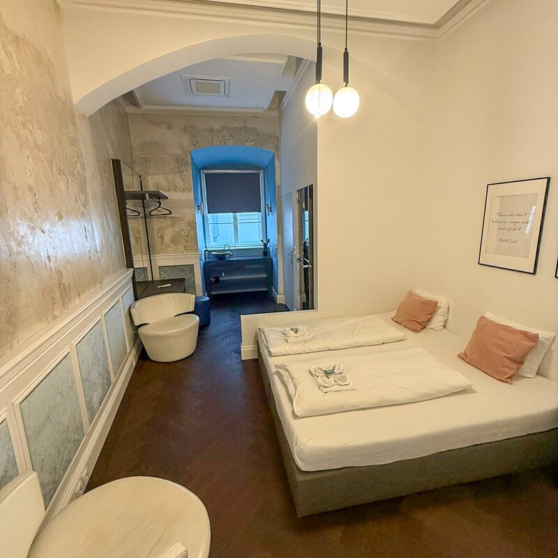 Schlafzimmer 2