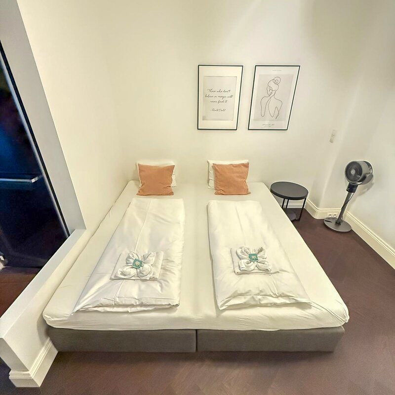 Schlafzimmer 2
