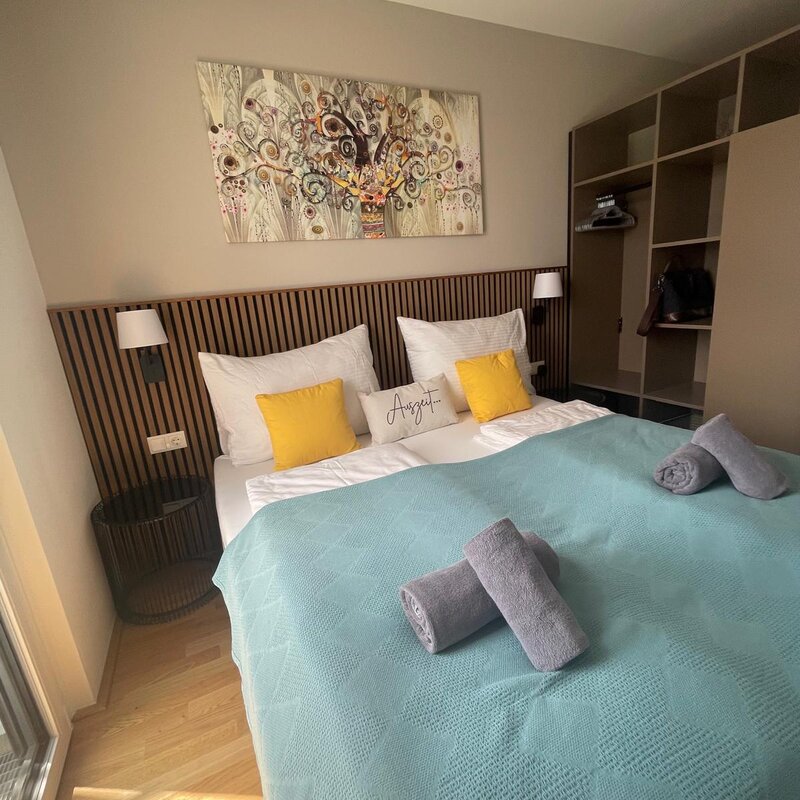Bett 180 x 200