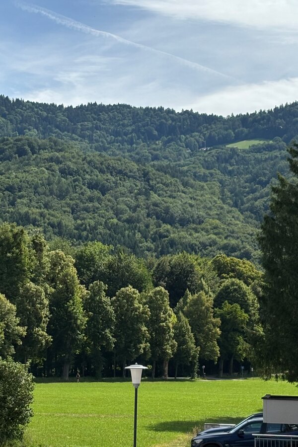 Surrounding Area  | © FF