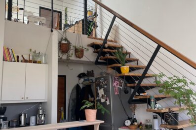 Helle 2-Zimmer Galeriewohnung mit offenem Wohnbereich – Kurzzeitmiete & Wohnen auf Zeit in Innsbruck für 1 bis 6 Monate