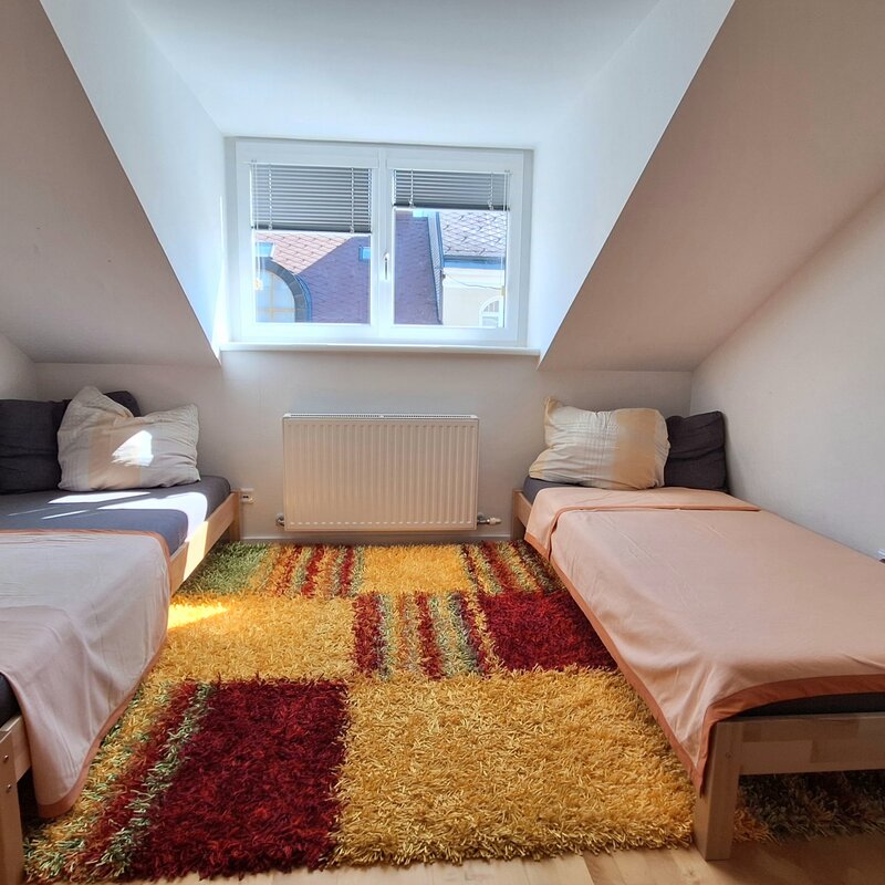 Schlafzimmer 2