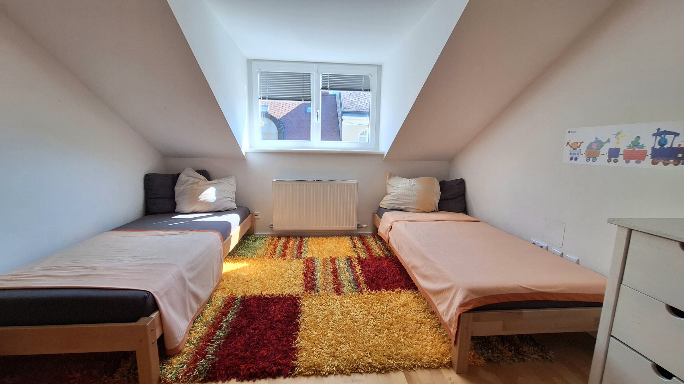Schlafzimmer 2