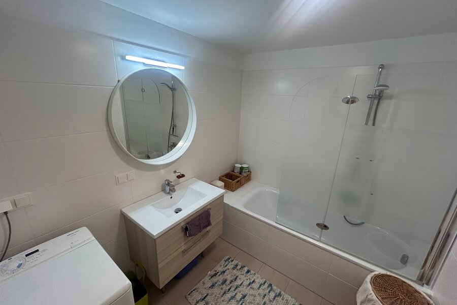 Bathroom with washer-dryer-combination | © katharina bauer