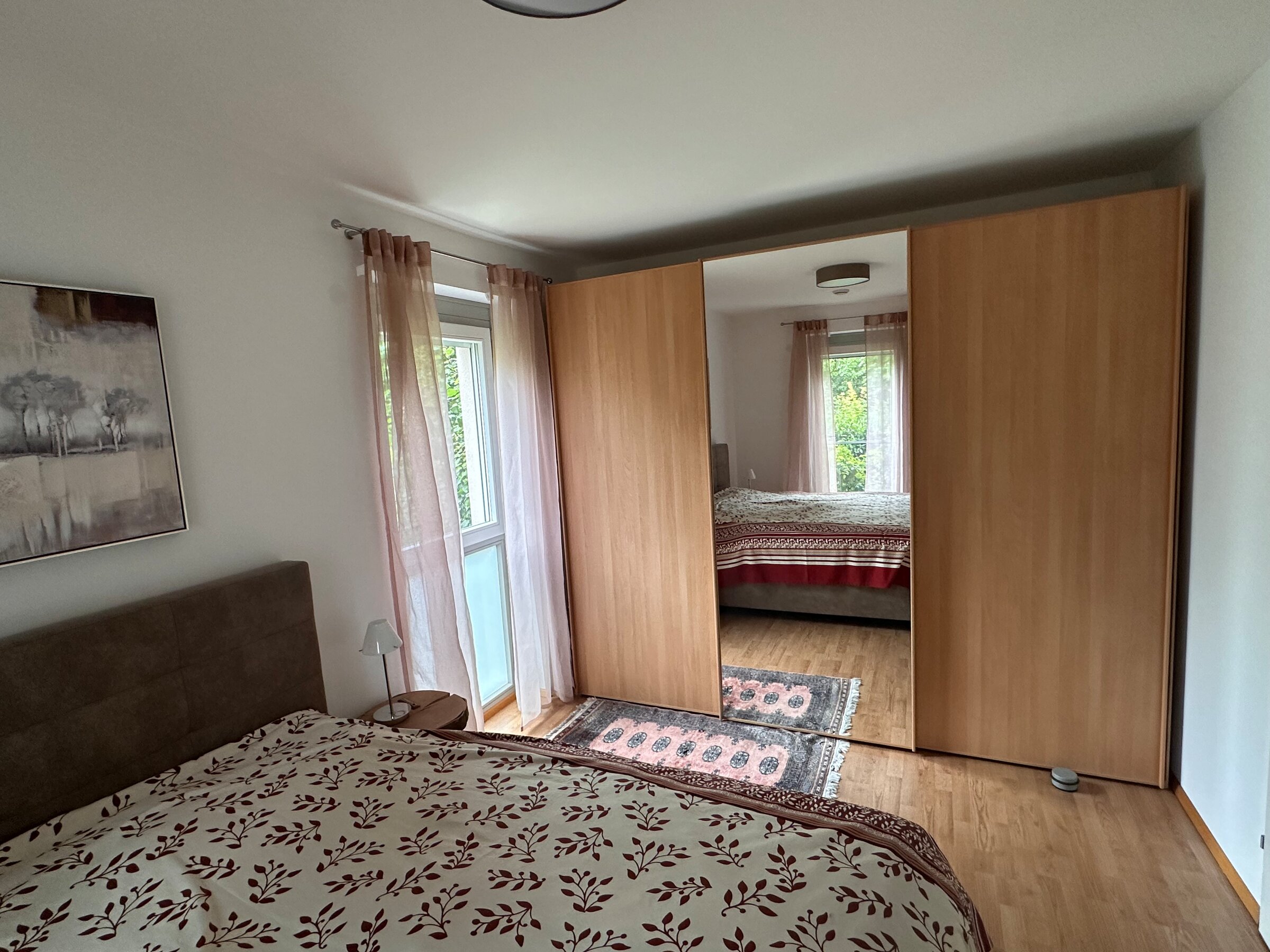 Schlafzimmer 1