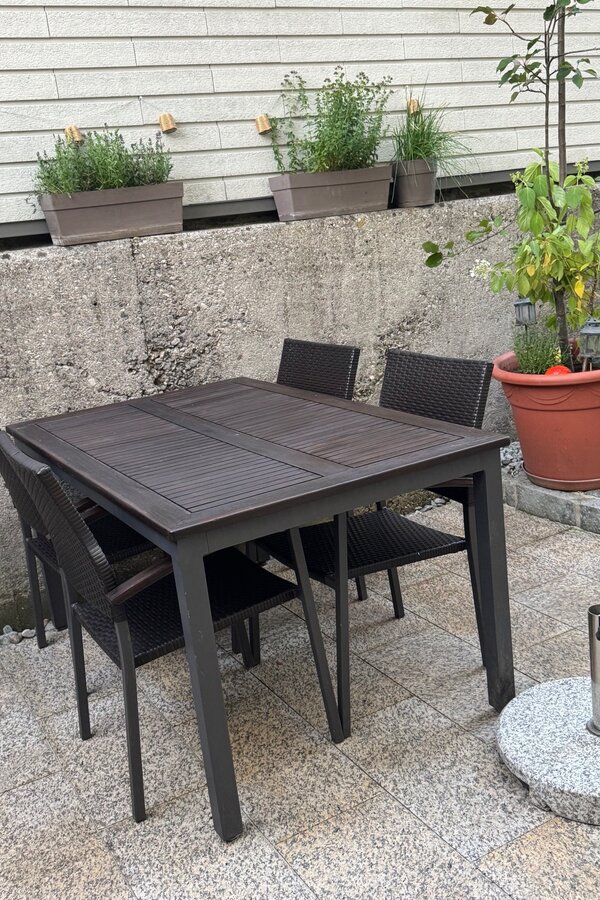 private terrace.