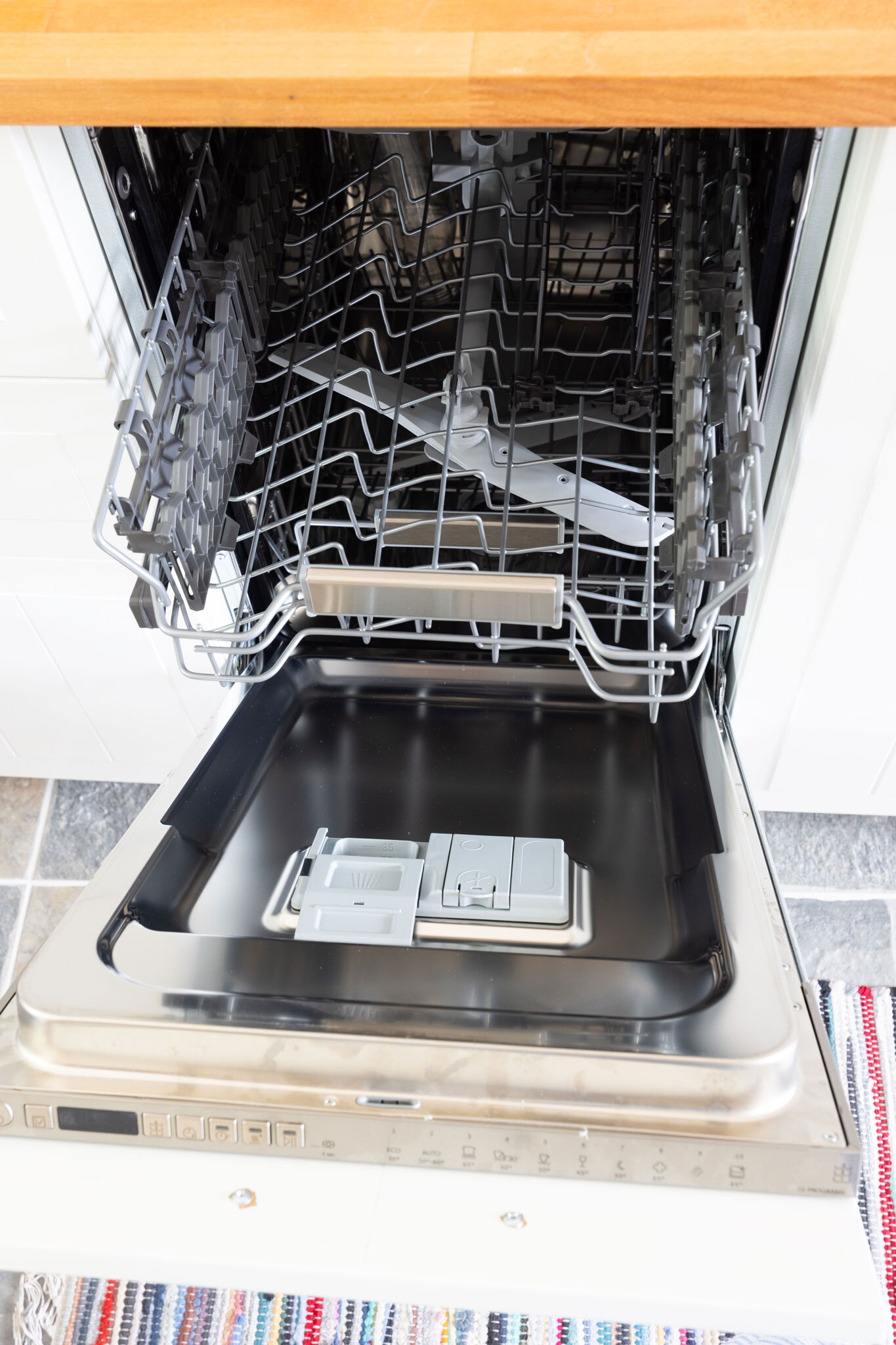 kitchen - dishwasher | © Alessandra Dorigato