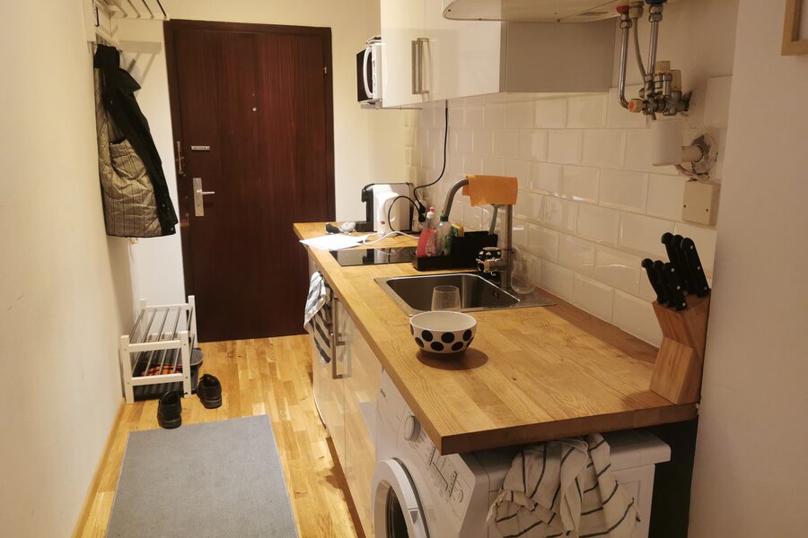 Küchenzeile mit Waschmaschine