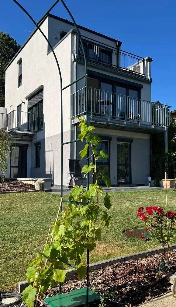 Hausansicht von Gartenseite