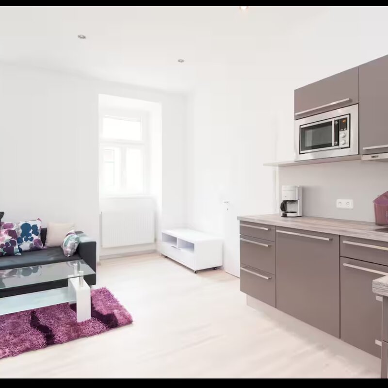 Wohnzimmer & Küche