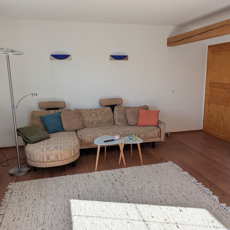 Wohn-/Schlafzimmer 2.OG