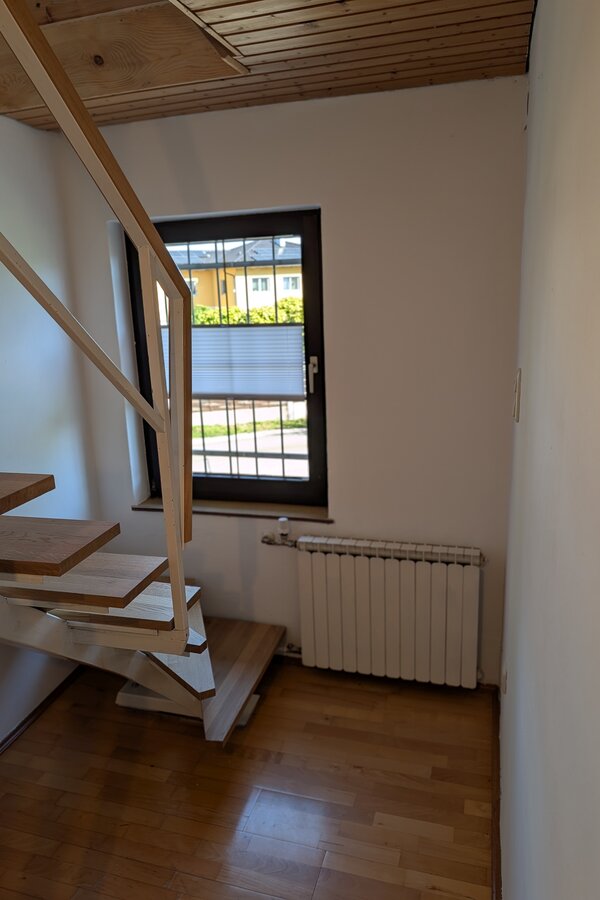 Stiegenhaus vom 1.OG zum 2.OG