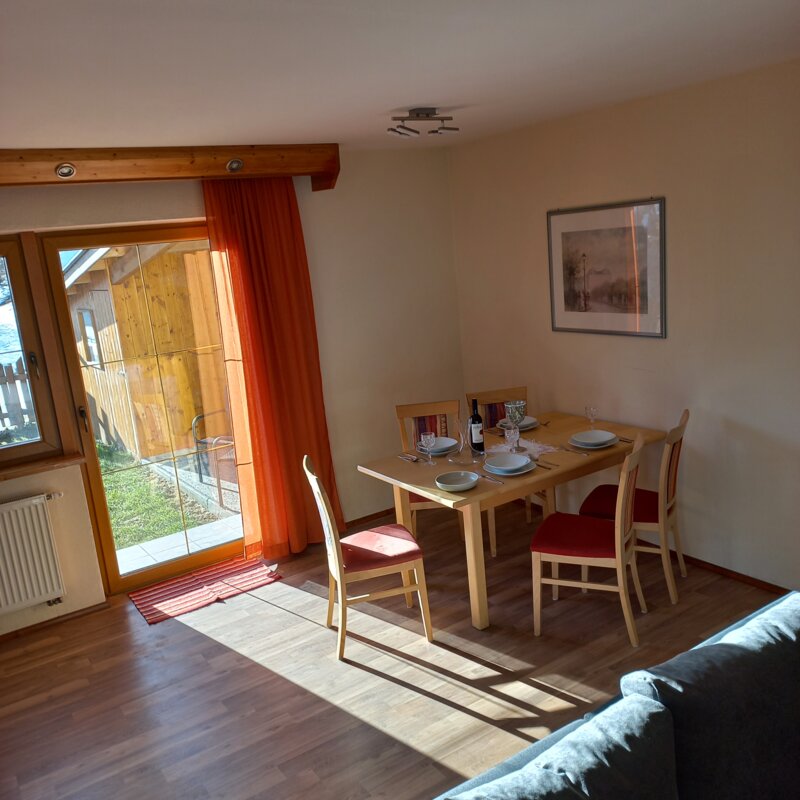 Beim Frühstück kann man seinen Kaffee in der Morgensonne schlürfen und den Tag beginnen