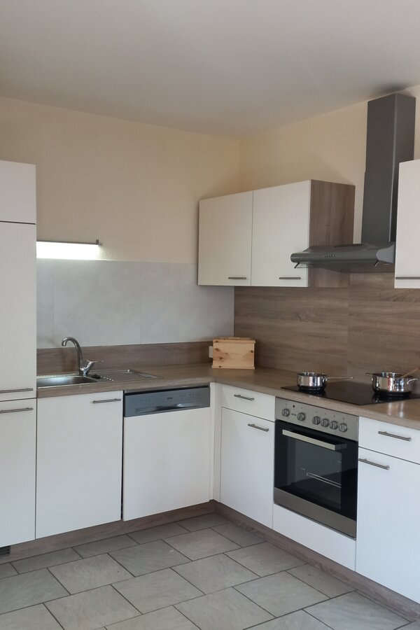 In der Küche ist alles vorhanden, um ein schönes Dinner zu bereiten