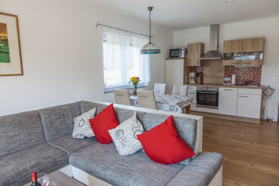 Wohnbereich mit Couch | © A. Hahn