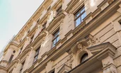 Gebäude