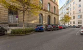 Auf dem Bild ist das Semperdepot zu sehen sowie die Akademie der bildenden Künste