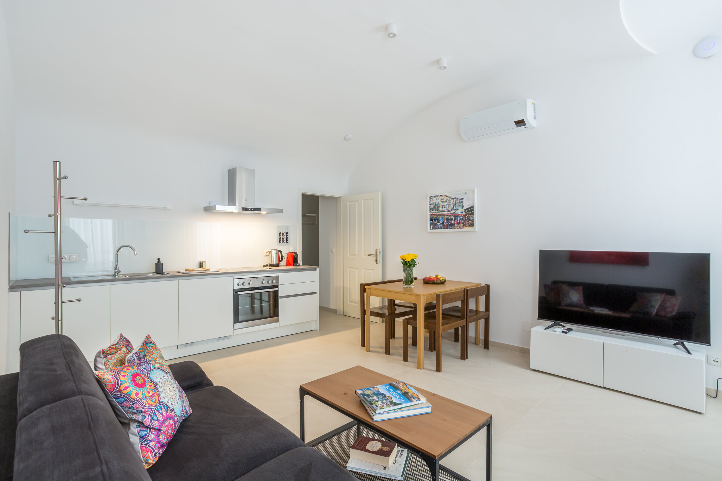 Wohnbereich mit Küche