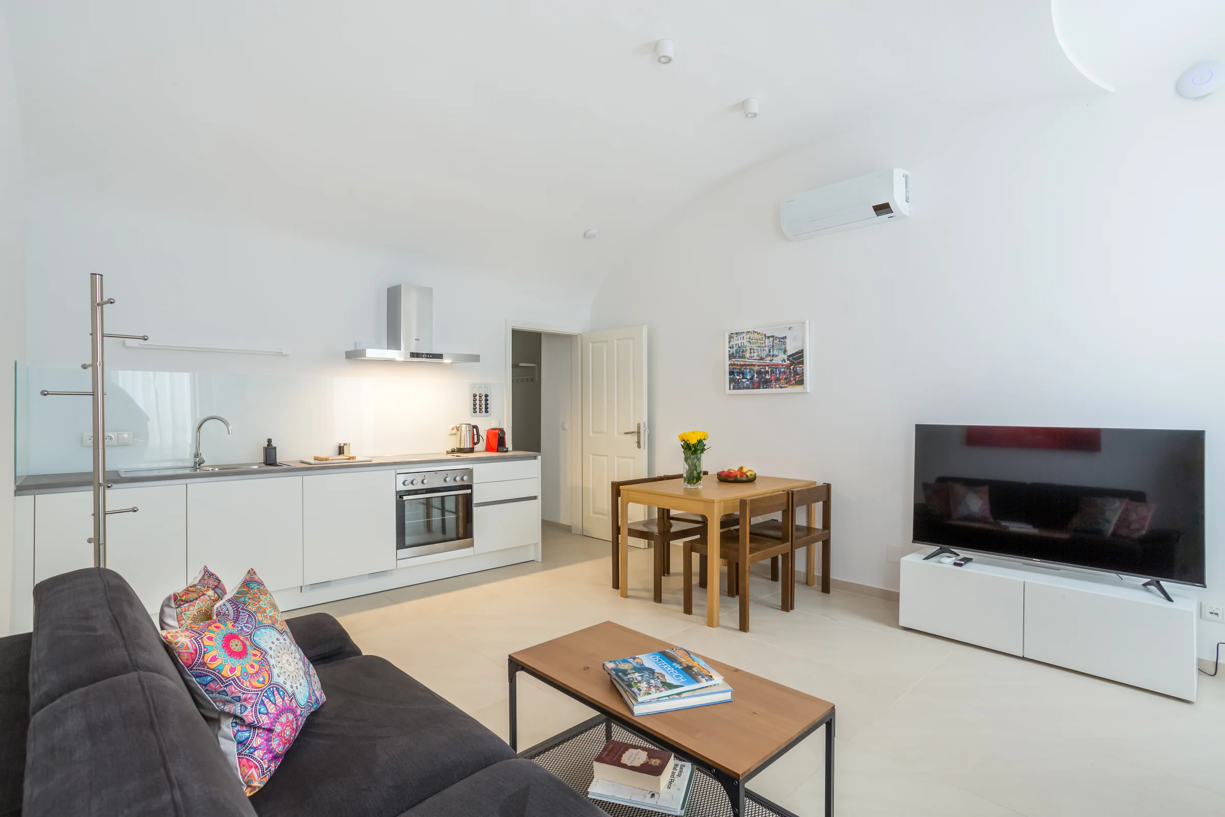 Wohnbereich mit Küche